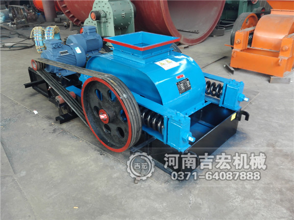 雙齒輥破碎機(jī)的細(xì)節(jié)維護(hù)需要幾步？
