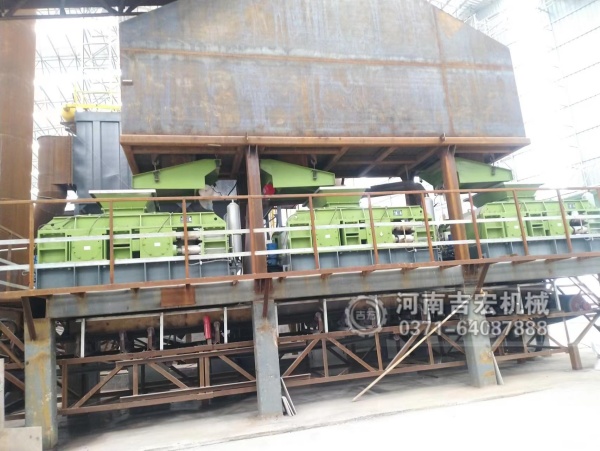 粒型圓潤,級(jí)配優(yōu)異——看液壓對(duì)輥機(jī)如何提升您的花崗巖機(jī)制砂品質(zhì)!